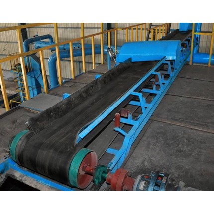 皮帶輸送機(jī)、帶式輸送機(jī)、大傾角輸送機(jī)廠家報(bào)價(jià)，型號(hào)齊全