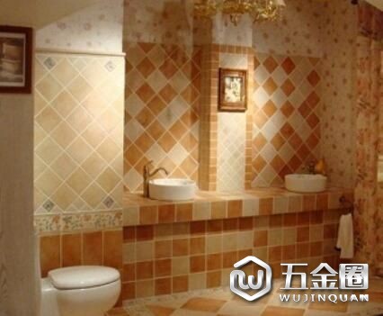 釉面磚出現(xiàn)臟點(diǎn)該怎么清潔?