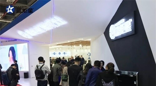 集成灶行業(yè)群雄逐鹿，為何藍(lán)炬星如此突出？答案就在......