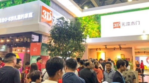 廣州上海展會落幕，3D無漆木門展位3天迎數(shù)十萬人次入場