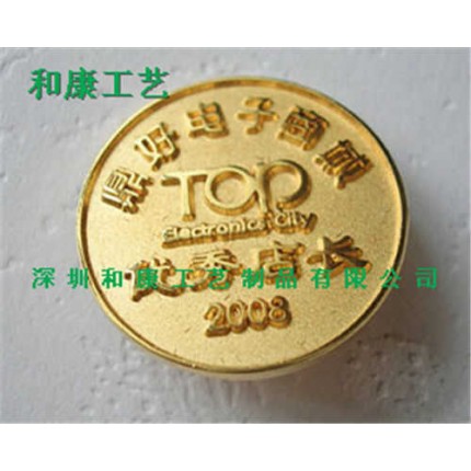北京學校?；斩ㄖ?，金屬校徽來圖定制。名牌學校優(yōu)質(zhì)校徽