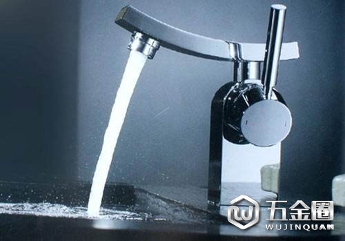 不銹鋼水龍頭或成未來潔具五金市場(chǎng)的明星